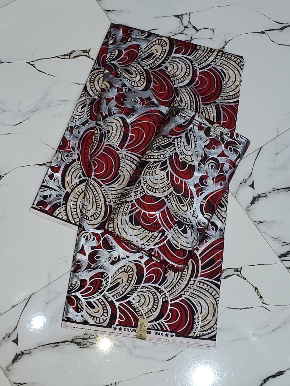 Grand Super-Wax Crimson & Silver Fan