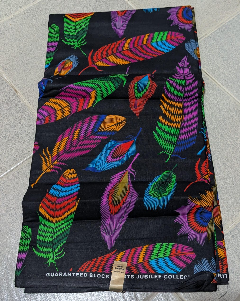 Jubilee Rainbow Feather Noir