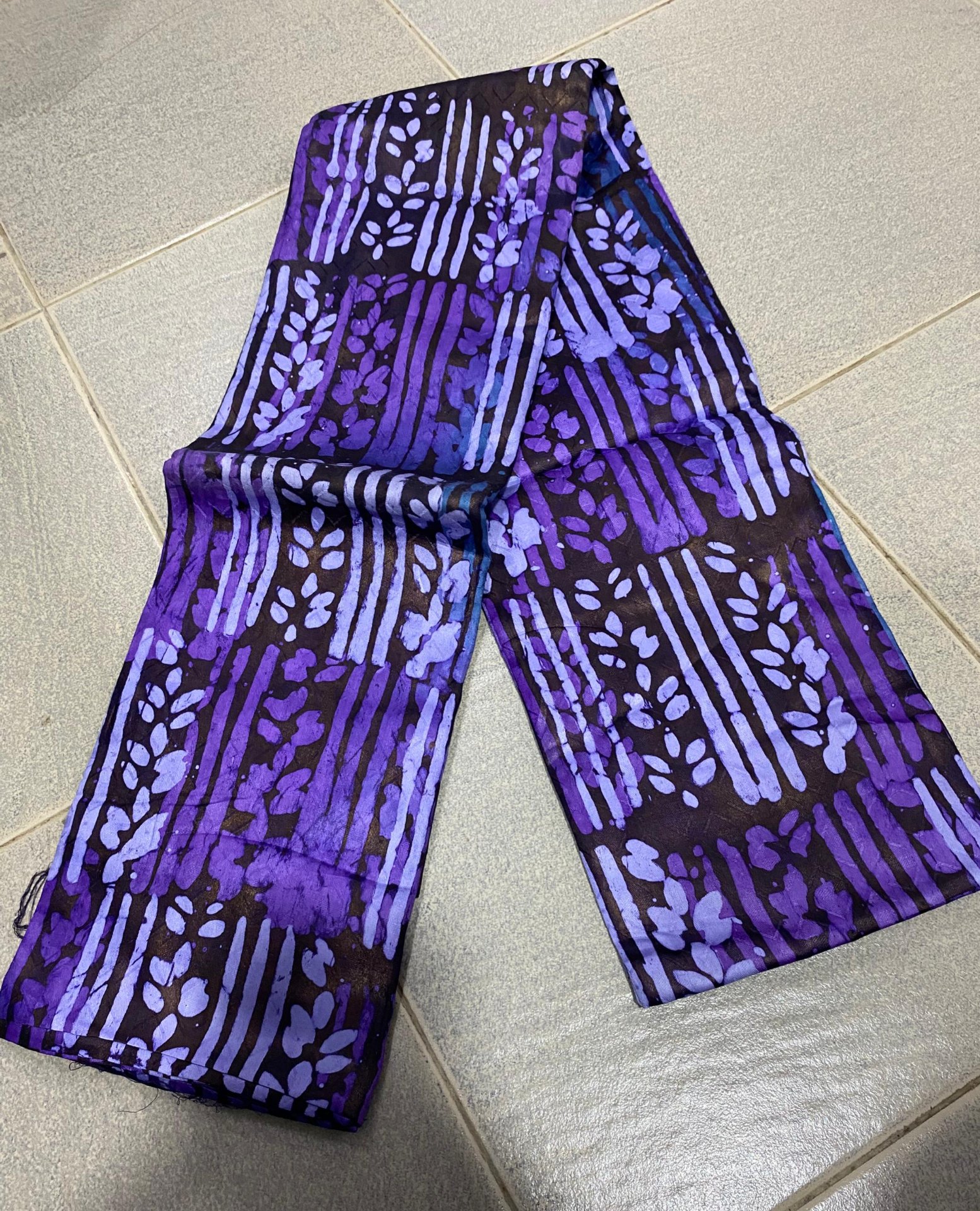Violet Leaf-Stripe Adire Silk-Batik